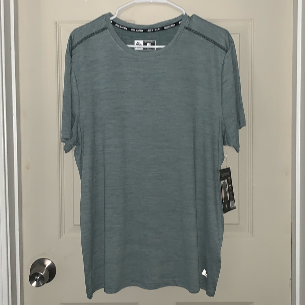 Peached interlock short sleeve tee. NWT